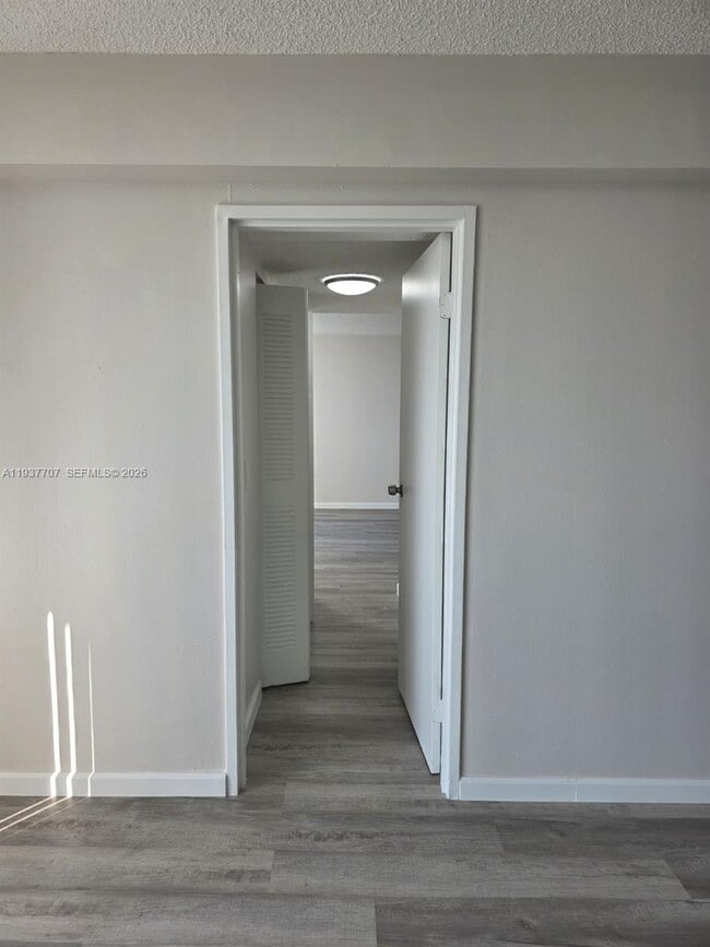 Building Photo - 13499 Biscayne Blvd