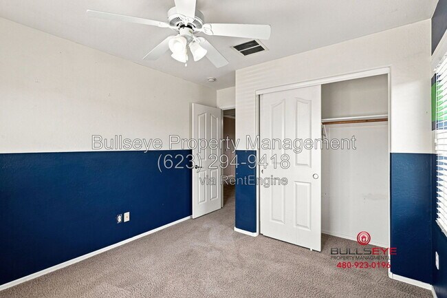 Building Photo - 3289 E Ivanhoe St