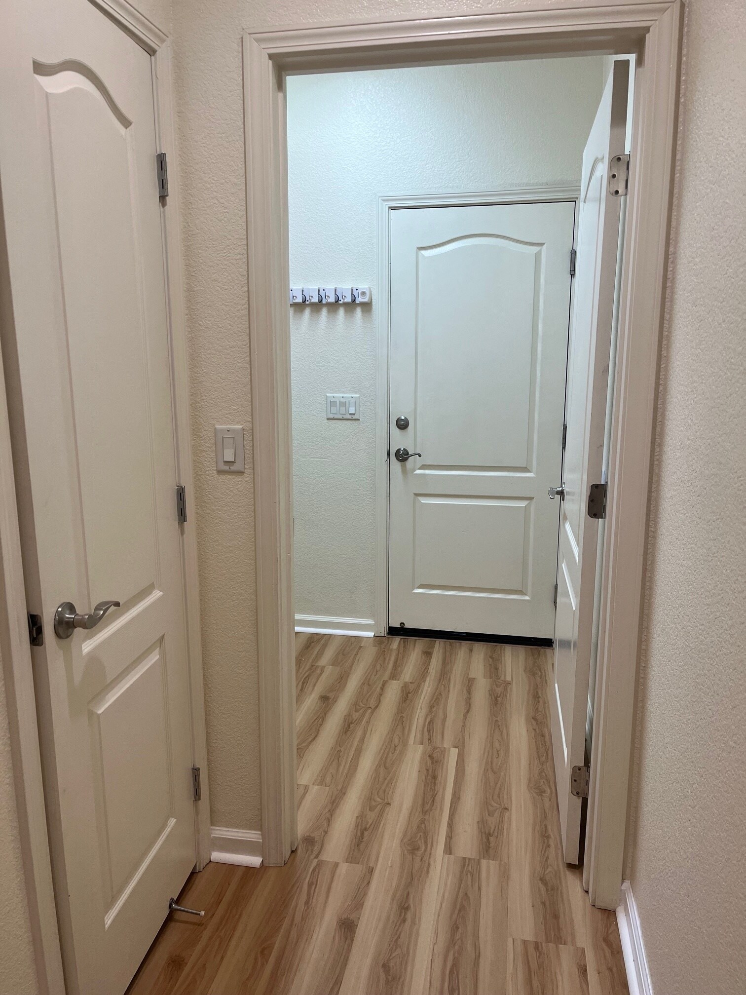 laundry room - 2954 Cardinal Dr