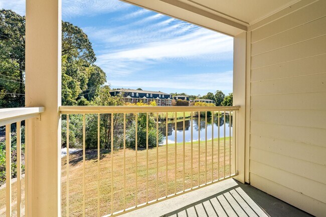 Building Photo - The Brookes Condos, Unit 02-09