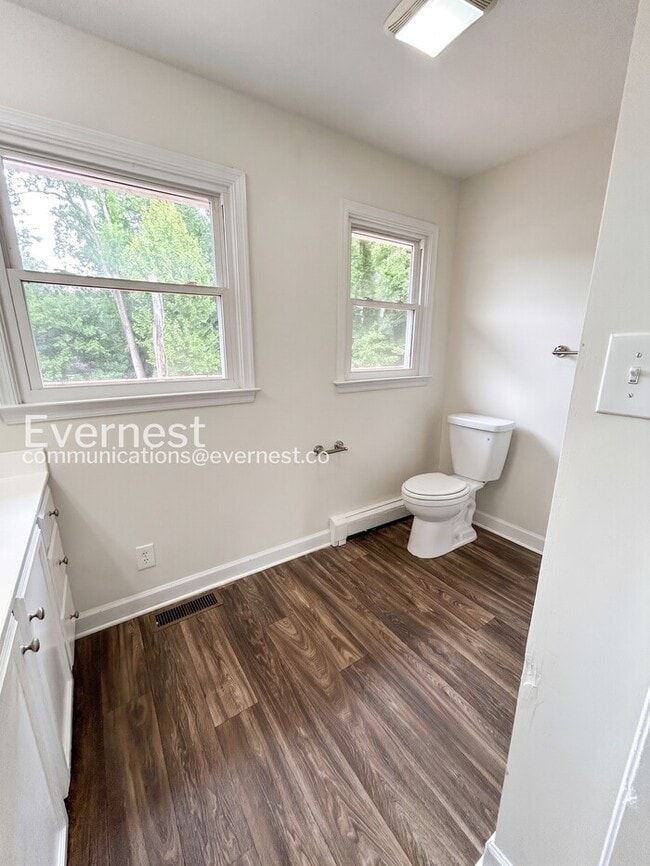 Building Photo - 4303 Whippoorwill Dr
