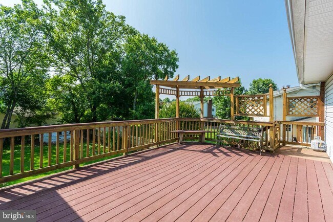 Building Photo - 11821 Charen Ln