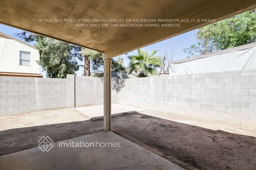 Building Photo - 630 E Jensen St