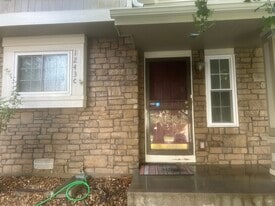 Building Photo - 1243 S Zeno Way