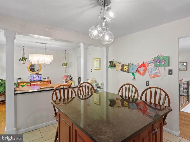Building Photo - 6206 Erman Ct