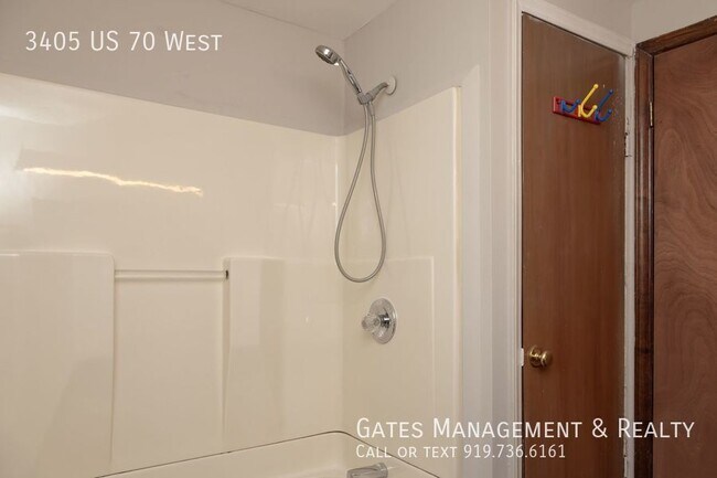 Building Photo - Need to have close access to the interstate?