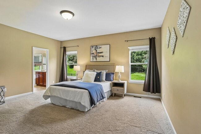 Building Photo - Executive Lease Opportunity - 4 Bed 3 Bath