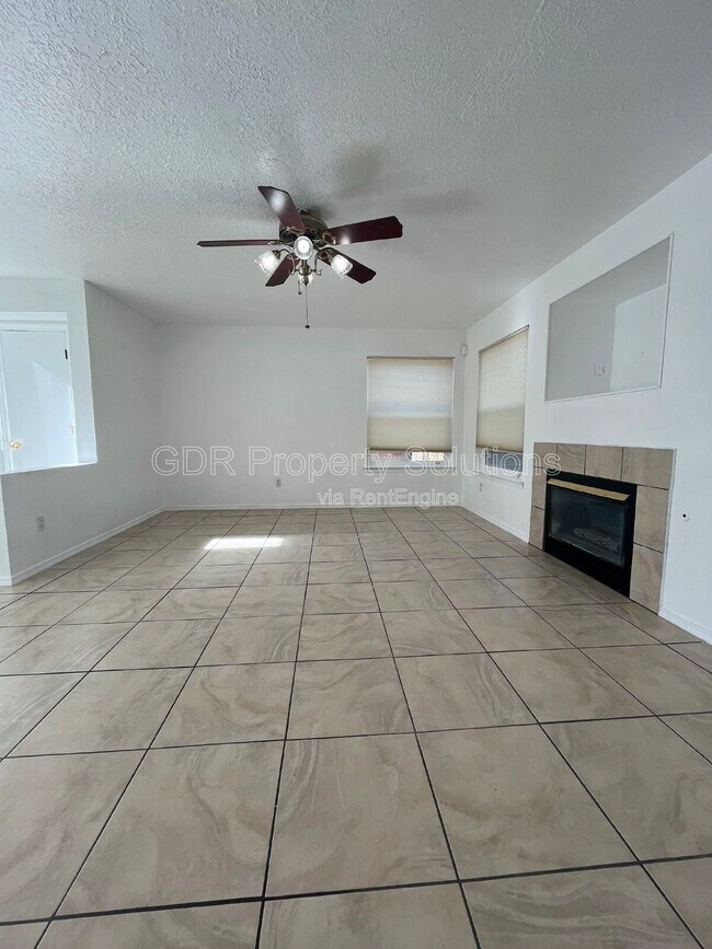 Building Photo - 8123 Waterbury Pl NW