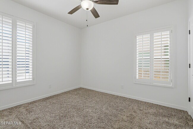 Building Photo - 4512 Mark Avizo