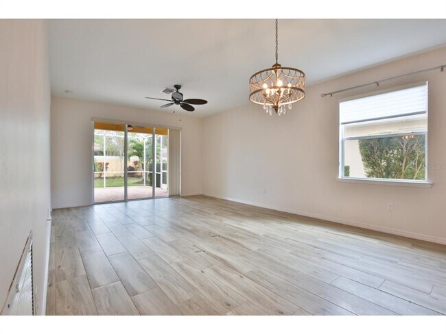 Building Photo - 19108 Lappacio St