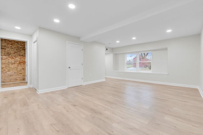 Building Photo - Fully Remodeled 4-Bedroom Home in Southern Lehigh School District