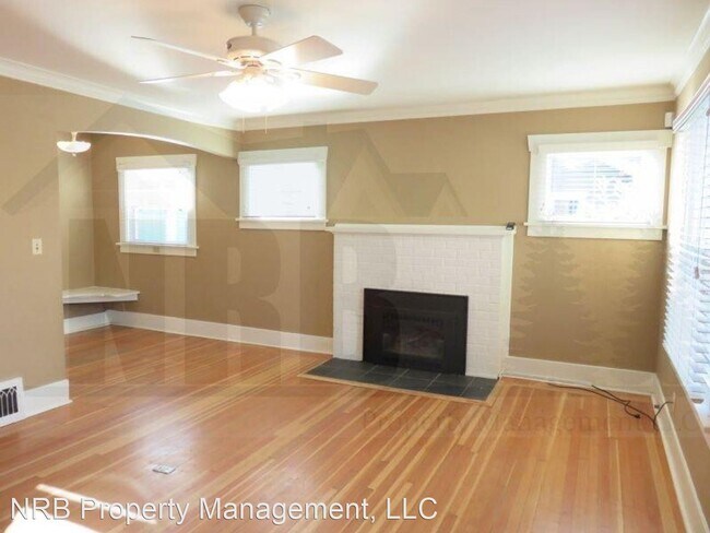 Building Photo - 3 br, 1 bath House - 1013 S Lawrence St