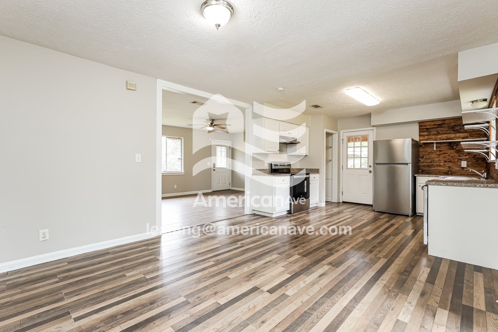 Building Photo - 1033 Quincy Dr