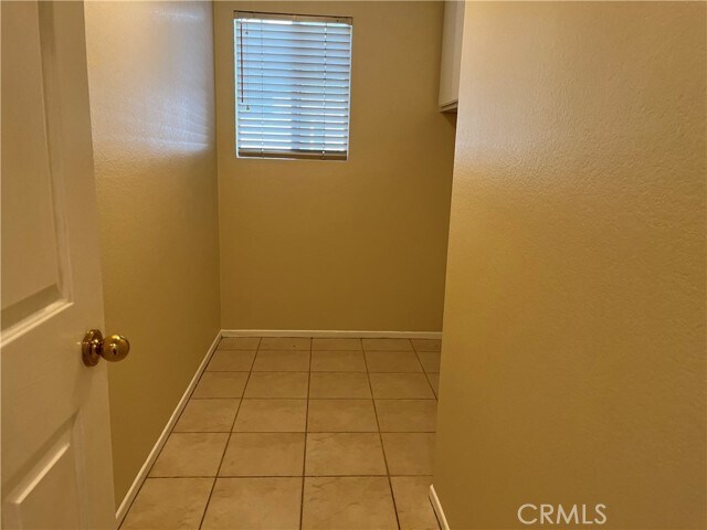 Building Photo - 963 Trovita Dr