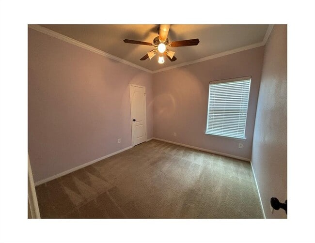 Building Photo - 15518 Huddleston Dr