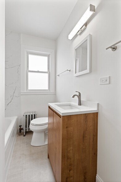 Building Photo - 5408 W George St