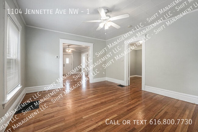 Building Photo - 1104 Jennette Ave NW