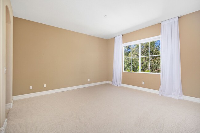 Building Photo - Beautiful Talega Condo!