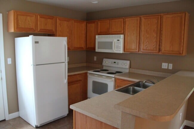 Building Photo - 1301 Robert Ray Dr