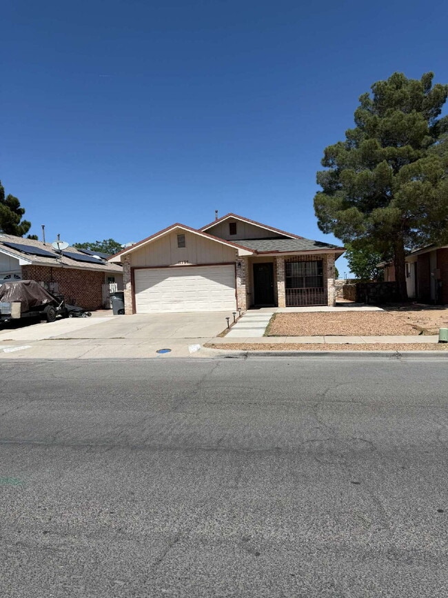 Building Photo - Well, kept three-bedroom, two baths home with Solar Panels. A must see, lease today! 11797 Imperi...
