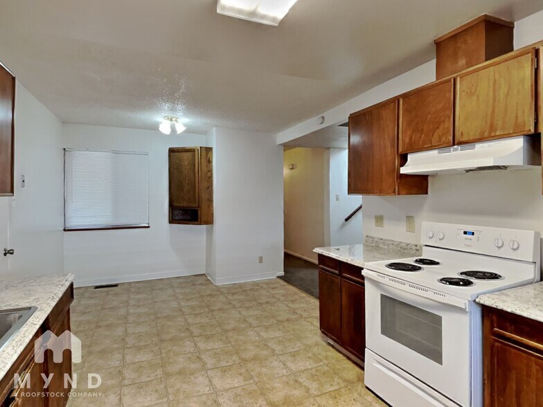 Building Photo - 2910 Apollo Way