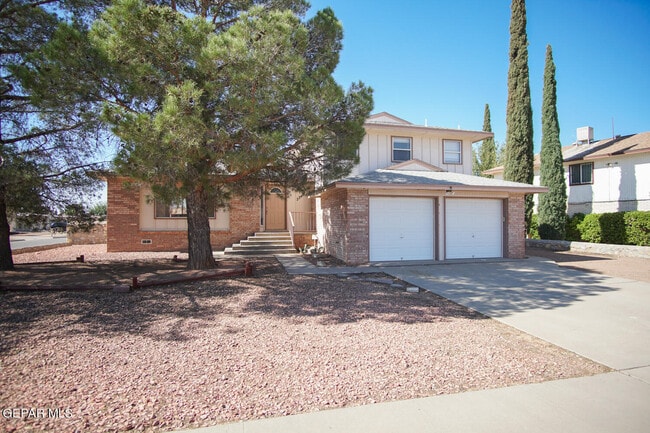 Building Photo - 2348 Mermaid Dr