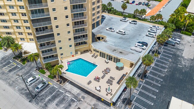 Building Photo - 1200 Hibiscus Ave