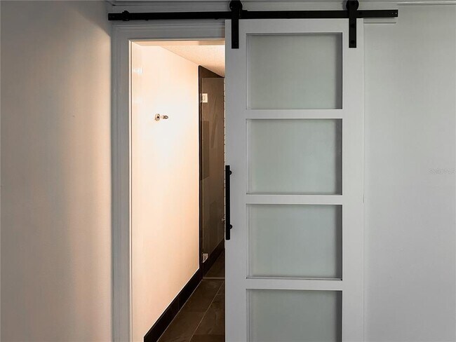 Building Photo - 210 Magnolia Rd