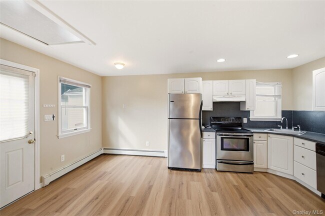 Building Photo - 34 Markwood Ln