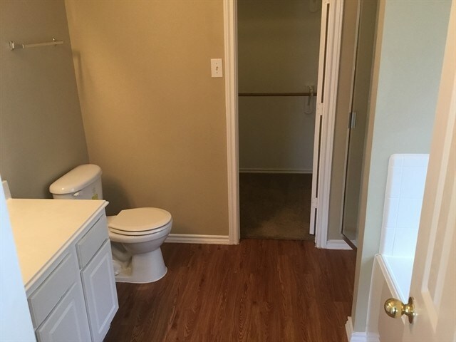 Building Photo - 4503 Noble Ct