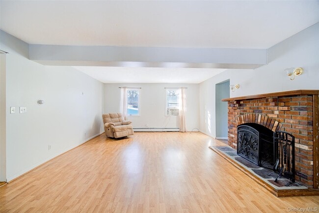 Building Photo - 16 Jmd Dr