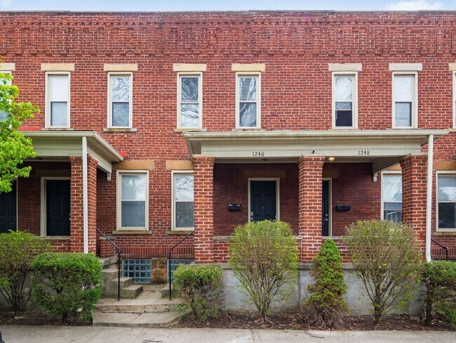 Building Photo - 1246 S Washington Ave