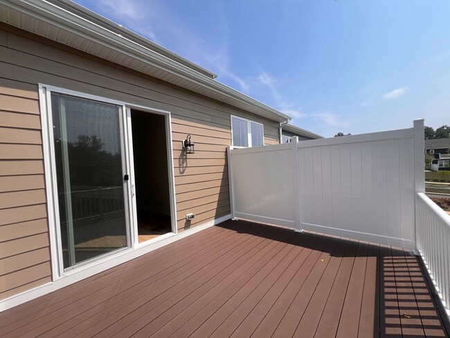 Building Photo - 1606 Koch Ct