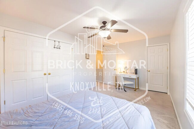 Building Photo - 908 Micro Way