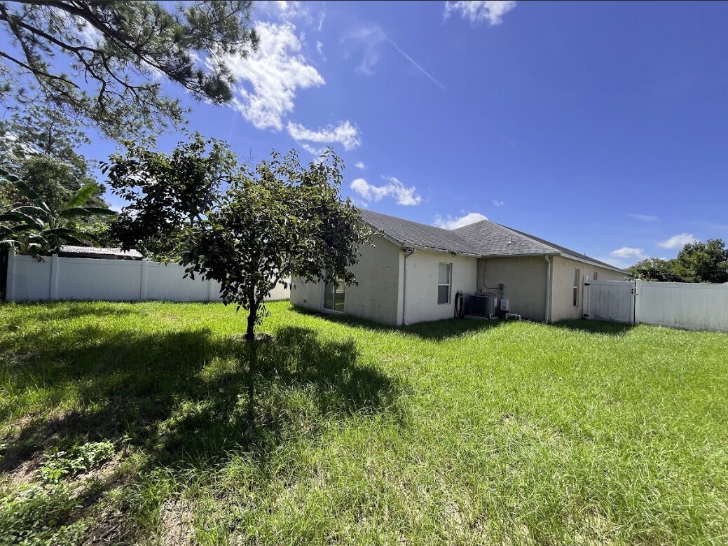 Building Photo - 11483 Kimberly Forest Dr