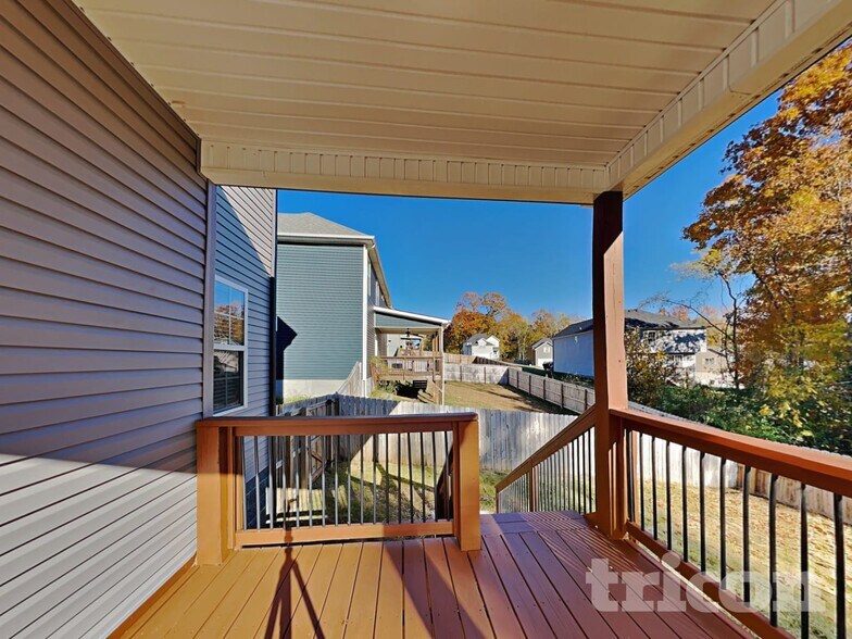 Building Photo - 1785 Rains Rd
