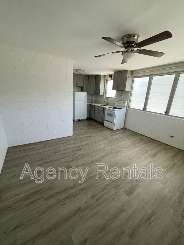 Building Photo - 772 Paani St