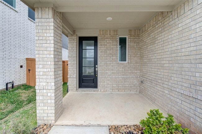 Building Photo - 1047 Blue Stone Dr