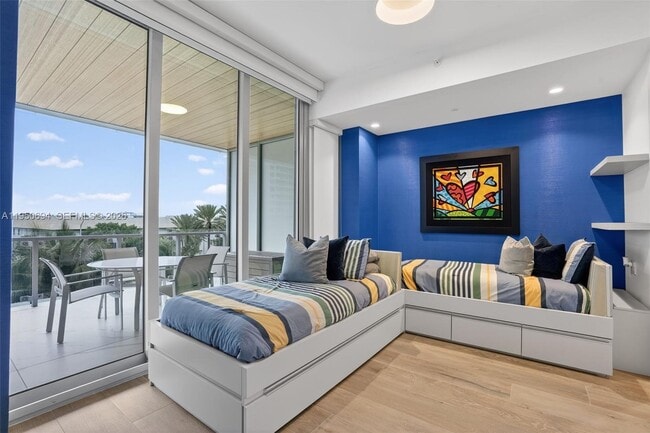 Building Photo - 5775 Collins Ave