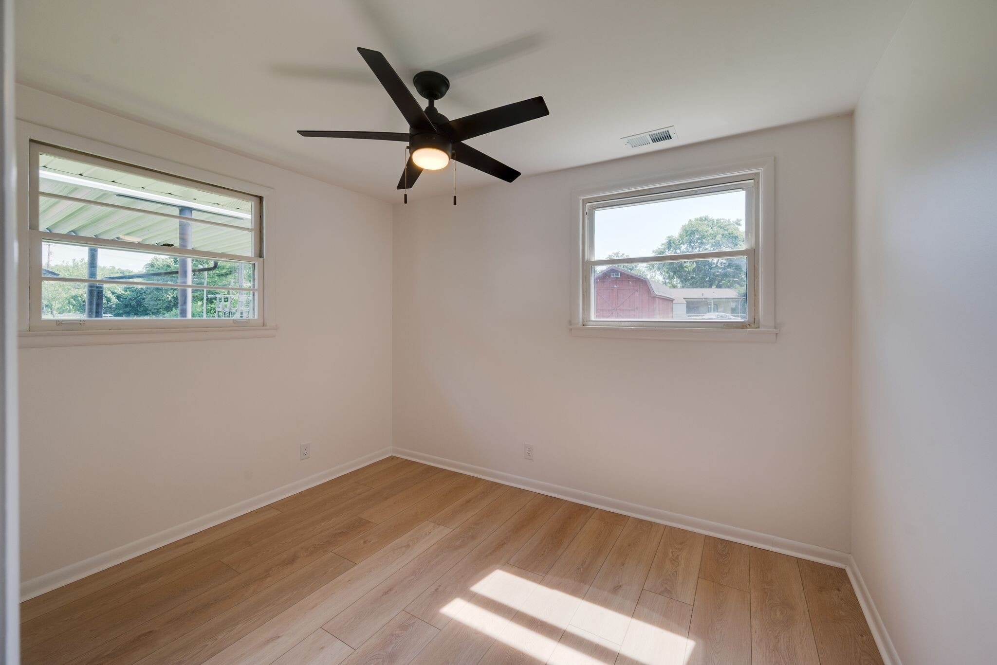 Bedroom 3 - 3234 Moorewood Dr