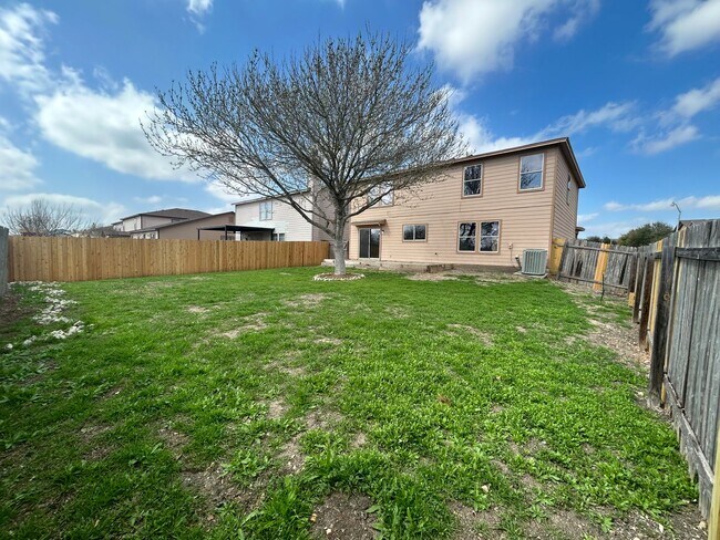 Building Photo - *COMING SOON* Desirable Location In Cibolo! Spacious Home with Loft & Fenced Backyard!