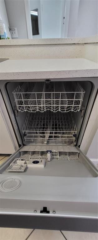 Building Photo - 1972 Lake Atriums Cir