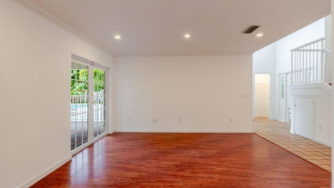 Building Photo - 3069 NW 27th Terrace