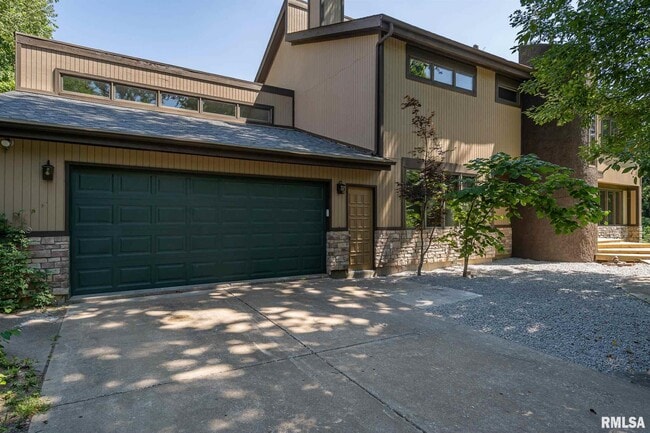 Building Photo - 29 Wildwood Dr