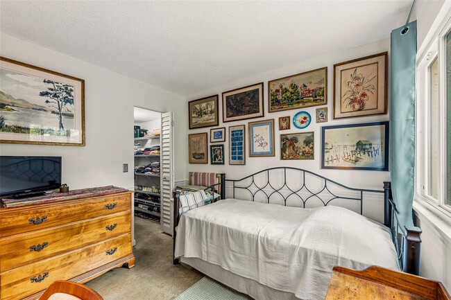 Building Photo - 2136 SW 81st Way