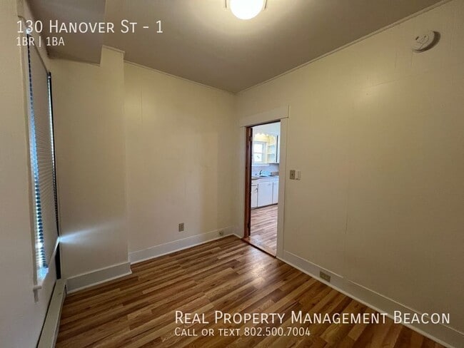 Building Photo - 130 Hanover St