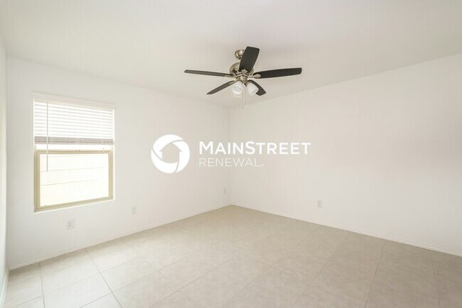 Building Photo - 3 Bedroom Pet-Friendly Home in Fort Worth, TX with Main Street Renewal