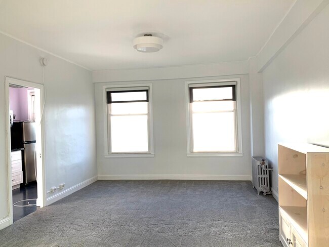 Building Photo - 631 O'Farrell St