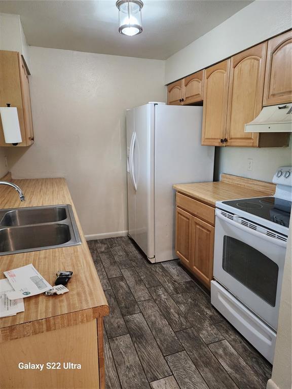 Building Photo - 2012 Bel Ombre Cir