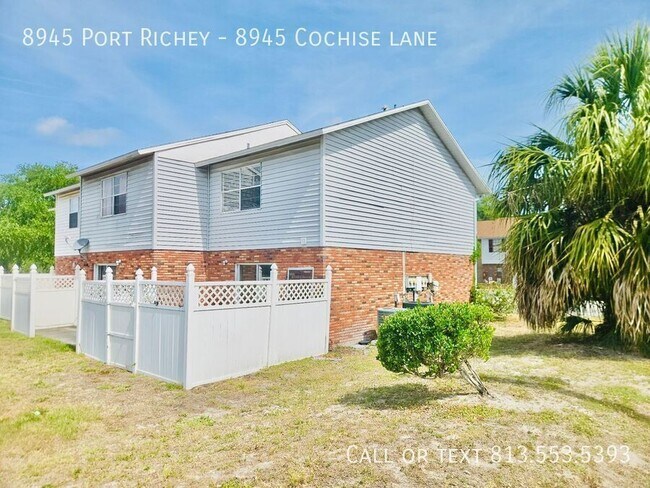 Building Photo - 8945 Port Richey Port